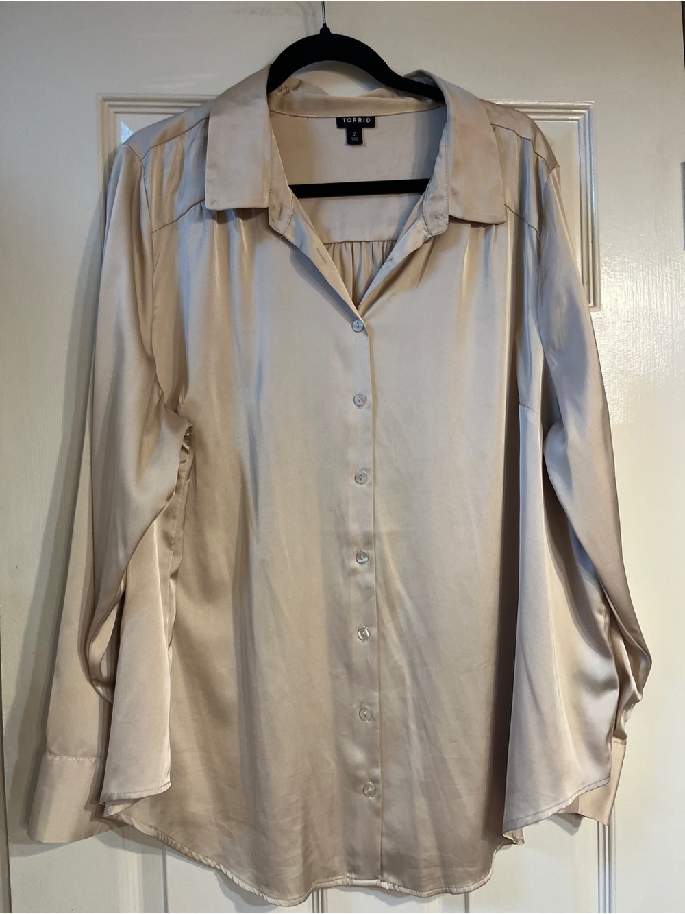 Torrid Cream Satin Button-Front Blouse